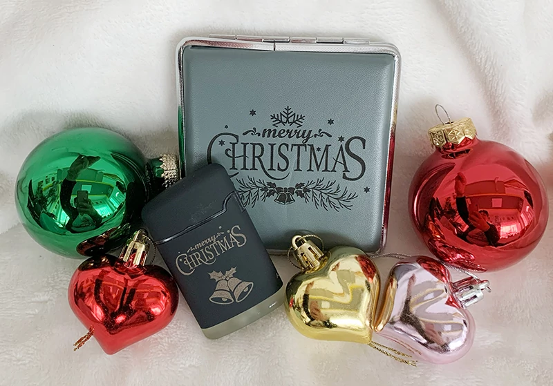 Gravírozott dohányzószett